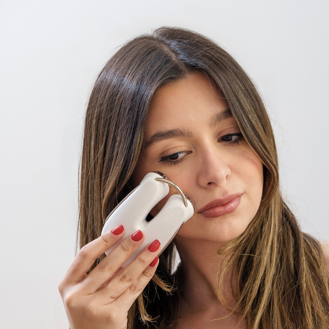 Gleam MicroLift Device